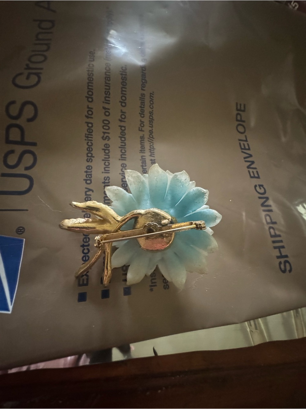 Blue Ombre Flower Pin Brooch - Gold Tone